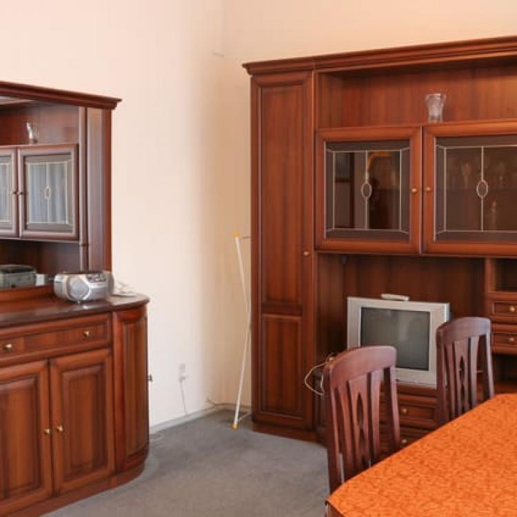 Интерьер гостиной в 2 местном 2 комнатном номере санатория Украина Ессентуков
